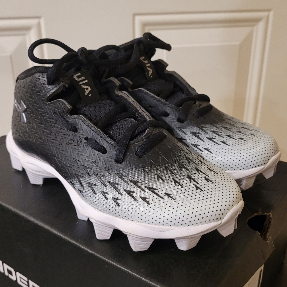 Under Armour Black and White Sneakers with Knit Upper and Chunky Sole
